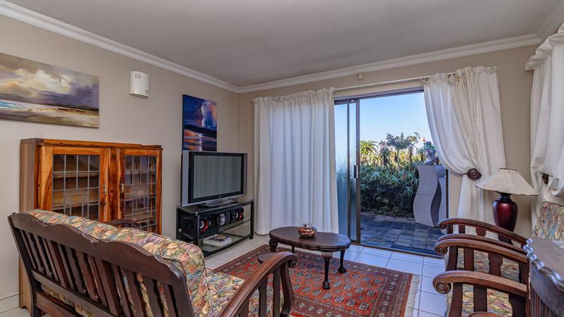 5 Bedroom Property for Sale in Village On Sea Western Cape